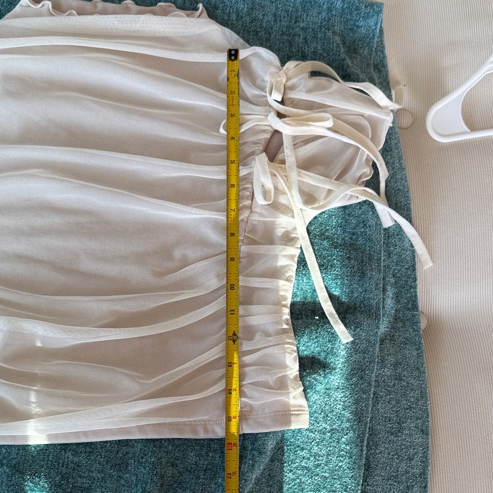 Chic Cream Ruched Blouse - Picture 9 of 11